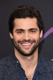 Matthew Daddario como: Owen Shore