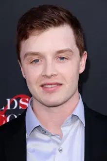 Noel Fisher como: Mickey Milkovich