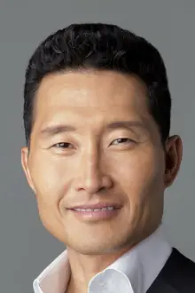 Daniel Dae Kim como: Lt. John Matheson