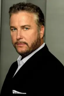 William Petersen como: Narrator