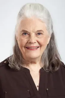 Lois Smith como: Aunt Meg