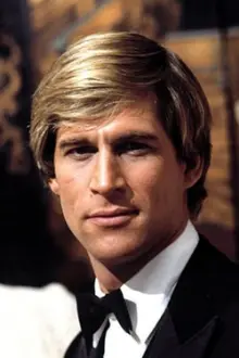 Simon MacCorkindale como: Peter Gilkes