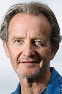 Anton Lesser como: Bertilak / Green Knight (voice)