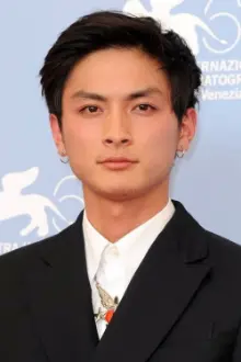 Kengo Koura como: Daisuke Toyokawa