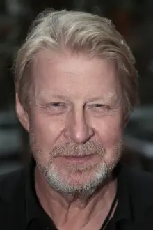 Rolf Lassgård como: Thomas