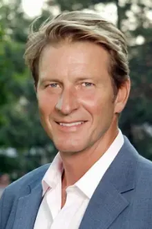 Brett Cullen como: David Wheeler