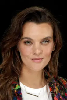 Frankie Shaw como: 