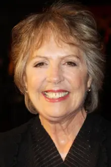 Penelope Wilton como: Janet Stone