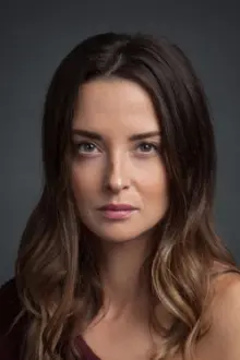 Emily Baldoni como: Allison