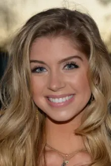 Alexandria DeBerry como: Kylie