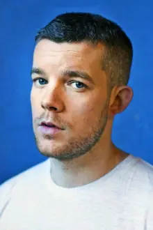 Russell Tovey como: Andy Coulson