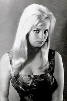 Barbara Valentin como: Frau Schneider