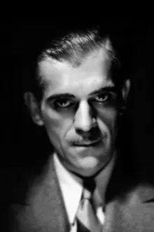 Boris Karloff como: Host