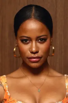 Taylour Paige como: 