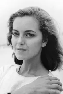 Greta Scacchi como: Liz Cooper