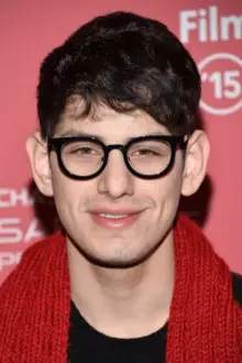 Matt Bennett como: Stan