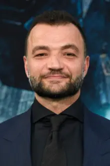 Nick E. Tarabay como: Reiken