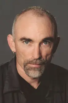 Jackie Earle Haley como: 