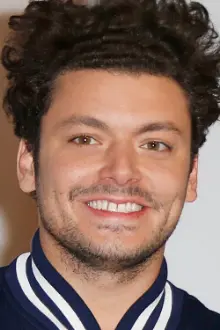 Kev Adams como: 