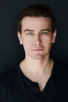 Torrance Coombs como: Paul