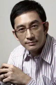 Lawrence Ng como: 吕伦