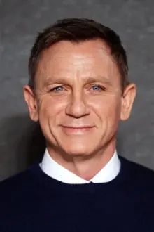 Daniel Craig como: Mikael Blomkvist