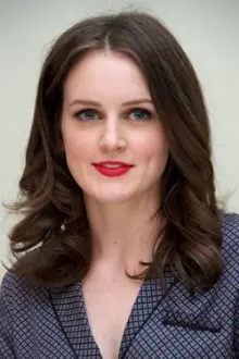 Sophie McShera como: Mandy Gorman