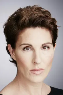 Tamsin Greig como: Self -  Narrator