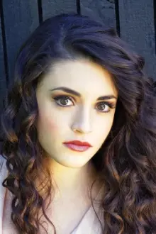 Daniela Bobadilla como: Dillon Michaels