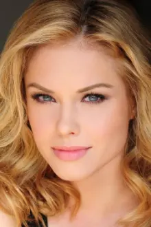 Stephanie Bennett como: Melena