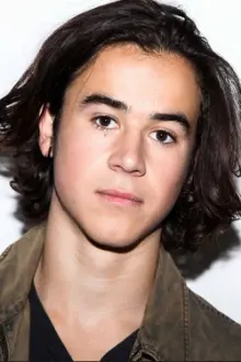 Keean Johnson como: Markie Fitzpatrick