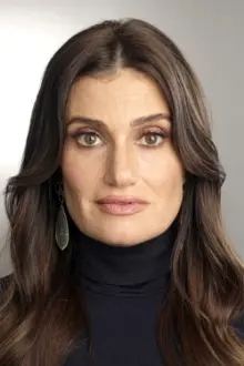 Idina Menzel como: Vera Rivkin