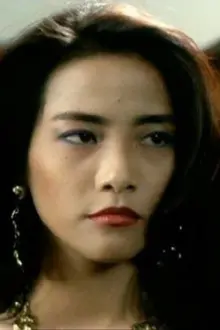 Elaine Lui Siu-Ling como: Eko Nakamura / Kong Ko