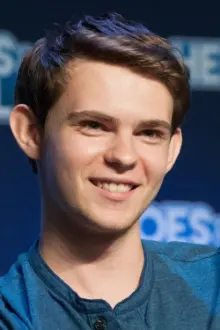 Robbie Kay como: Stanley