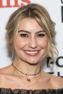 Chelsea Kane como: Stella Malone