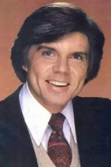 John Davidson como: Self - Host