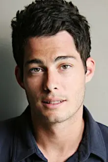 Brian Hallisay como: Sebastian Davis