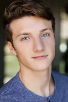 Jake Short como: Neil