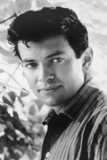 Mark Damon como: Vittorio