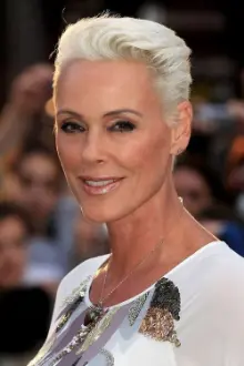 Brigitte Nielsen como: Dr. Rachel K. Larkin