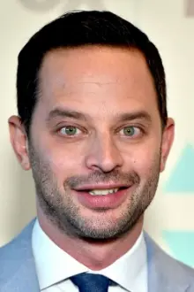 Nick Kroll como: Dom