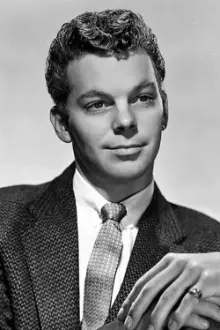 Russ Tamblyn como: Brenden Moran