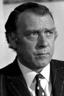 Freddie Jones como: Jan Pendered