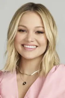 Olivia Holt como: Sophie