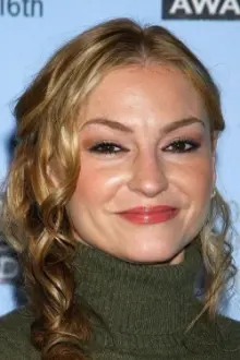 Drea de Matteo como: Henrieta