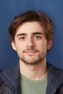 Charlie Rowe como: The Prince / Nicholas Charles