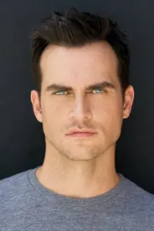 Cheyenne Jackson como: Hudson