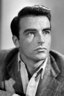 Montgomery Clift como: George Eastman