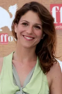 Isabella Ragonese como: Letizia Ruggeri