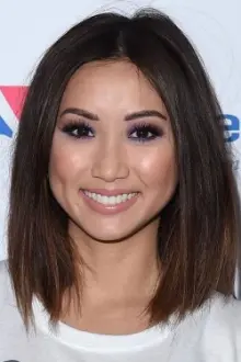 Brenda Song como: Big Sister (voice)